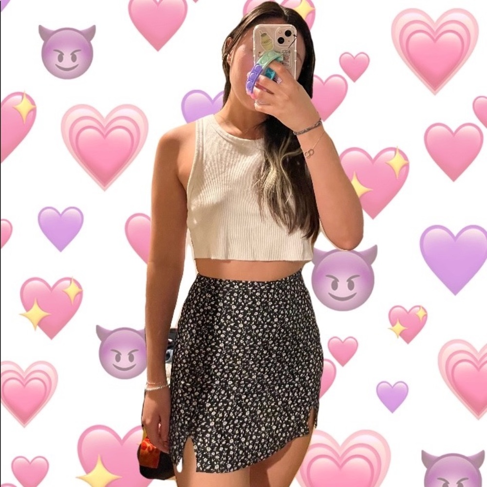 Brandy Melville Floral Mini Skirt